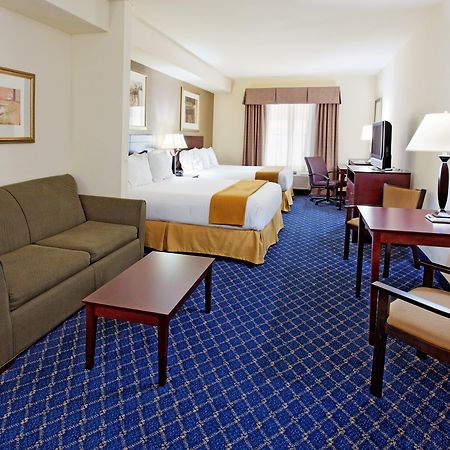 Holiday Inn Express & Suites Cookeville By Ihg Room photo