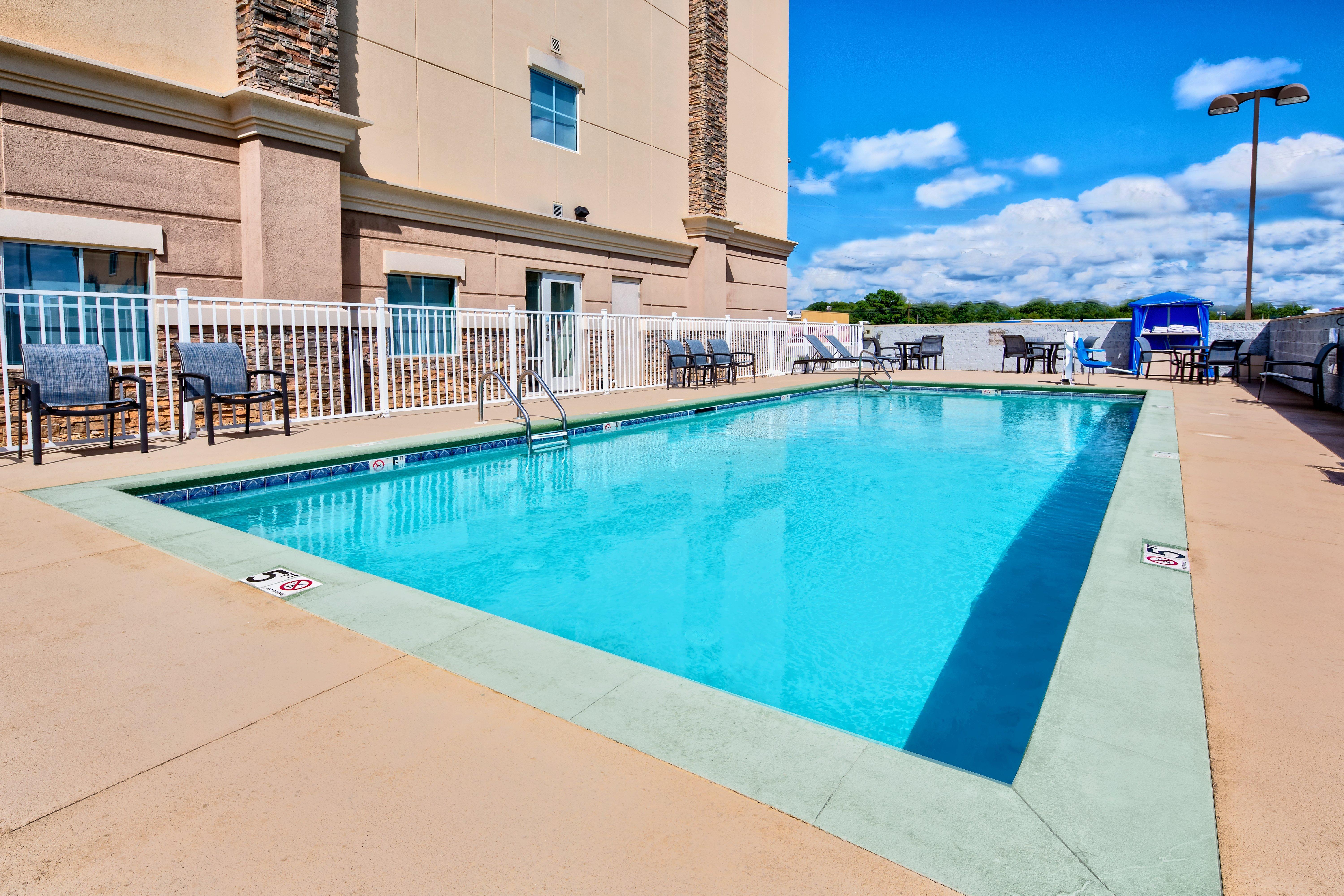 Holiday Inn Express & Suites Cookeville By Ihg Exterior photo