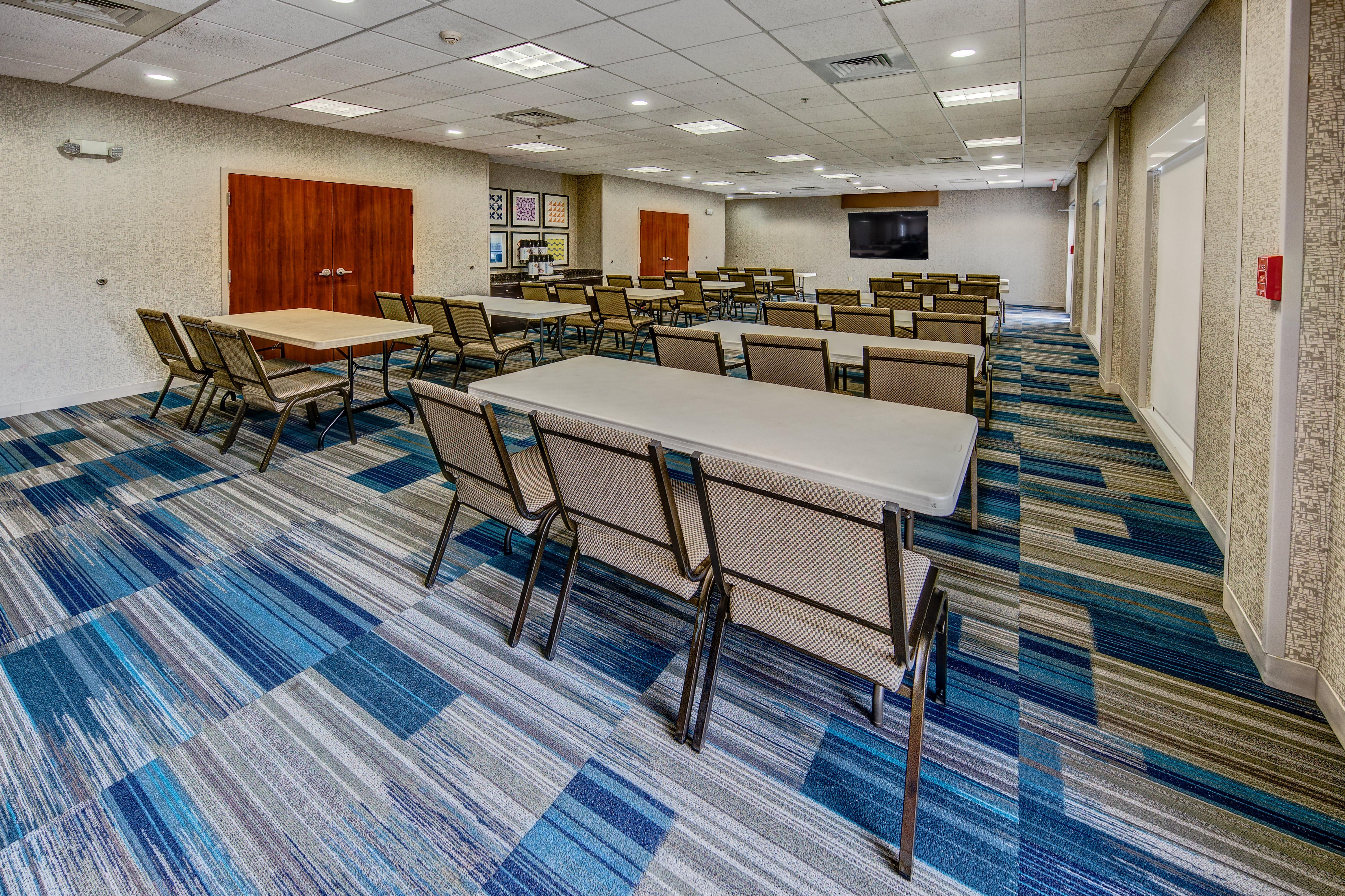 Holiday Inn Express & Suites Cookeville By Ihg Exterior photo