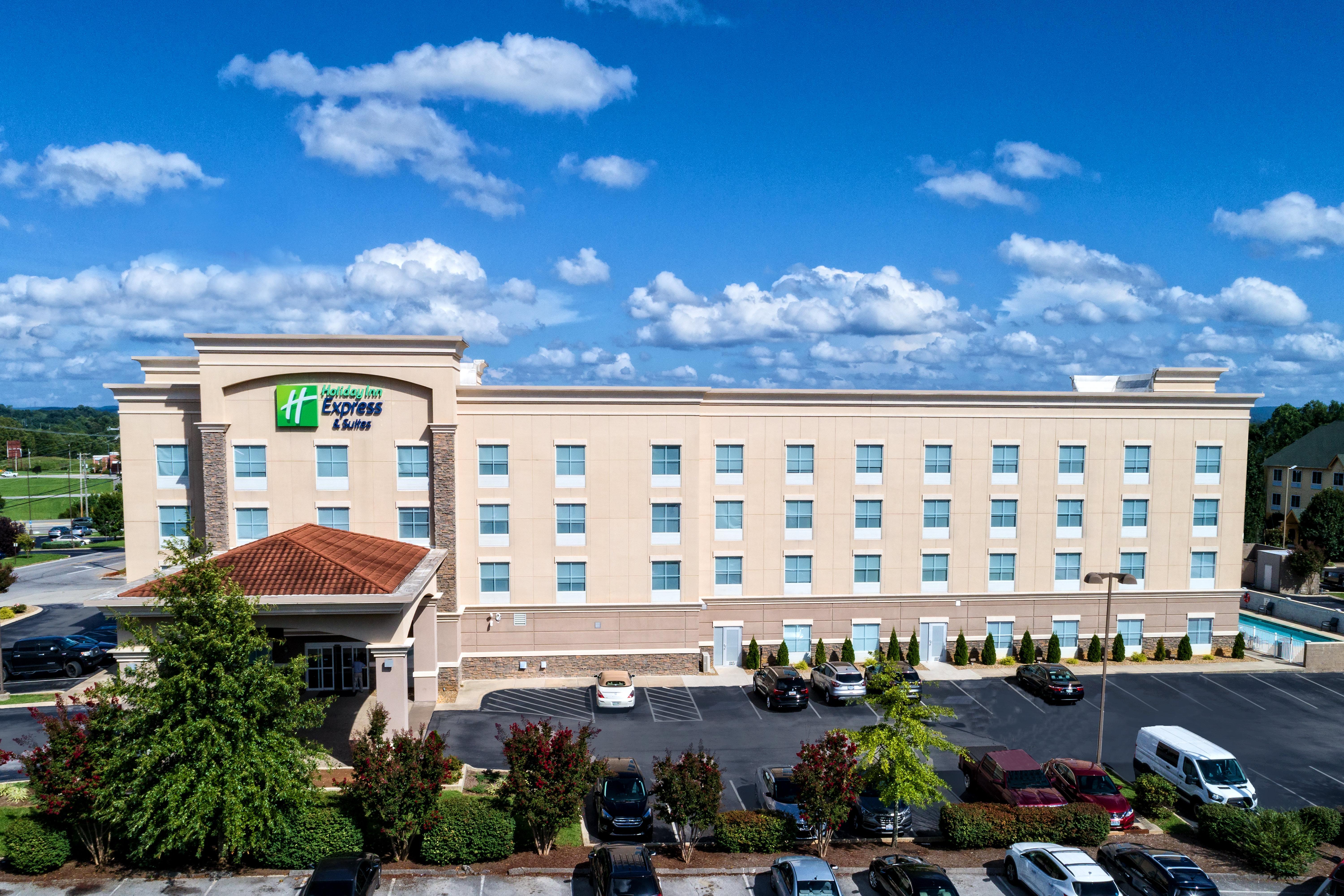 Holiday Inn Express & Suites Cookeville By Ihg Exterior photo