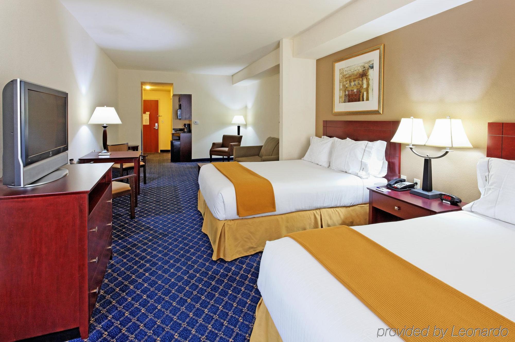 Holiday Inn Express & Suites Cookeville By Ihg Room photo